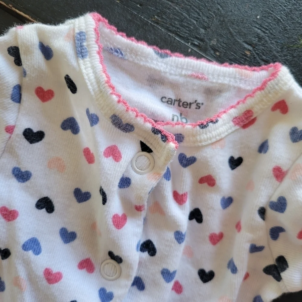 Carter's Newborn Baby Girl Lot of Pajamas Snap Long Sleeve Footie Monkey Hearts